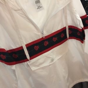 Meet your Posher, Mia